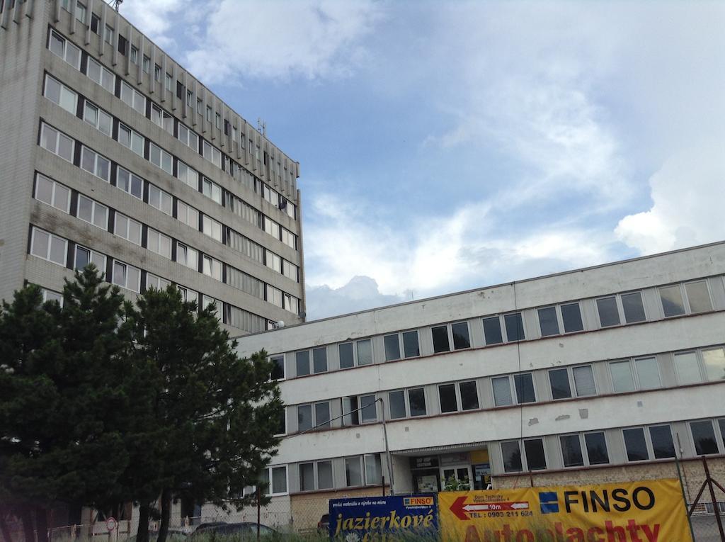 Hotel Dom Techniky Žilina Buitenkant foto