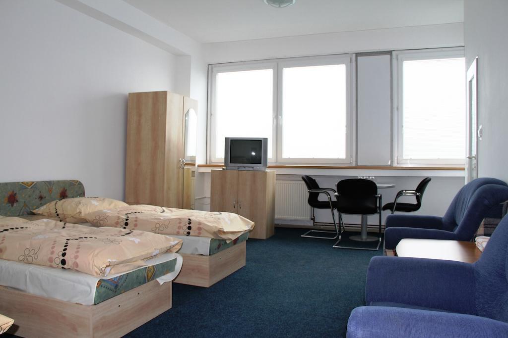 Hotel Dom Techniky Žilina Kamer foto